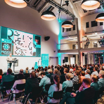 „innovate!zukunftsdialog“ setzt Maßstäbe mit neuem Branchenformat